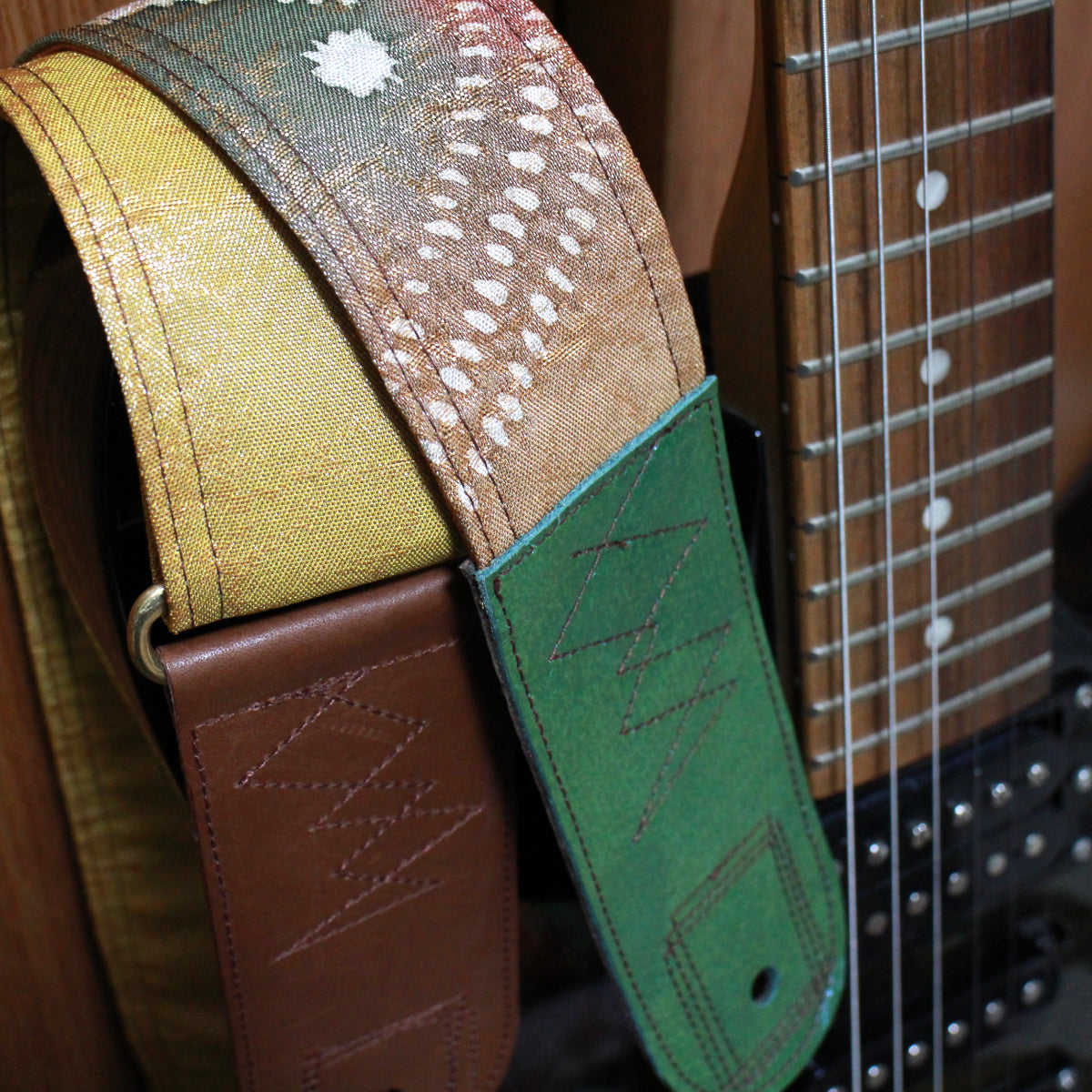 Singing Crane - Beautiful guitar strap - SC819152