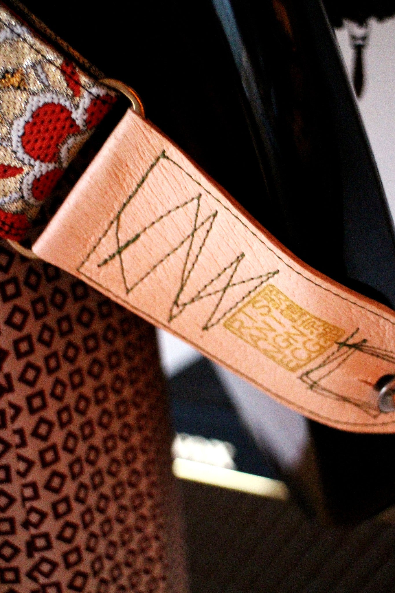 Singing Crane - Beautiful guitar strap - SC107315 : Nurebairo-orange