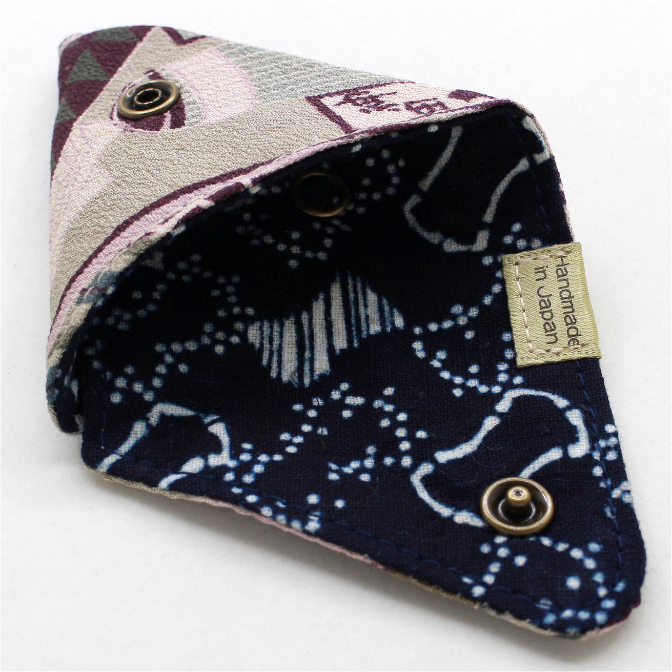 Triangle pouch - 250103