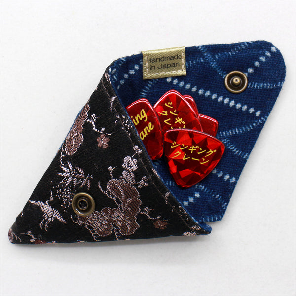 Triangle pouch - 250112