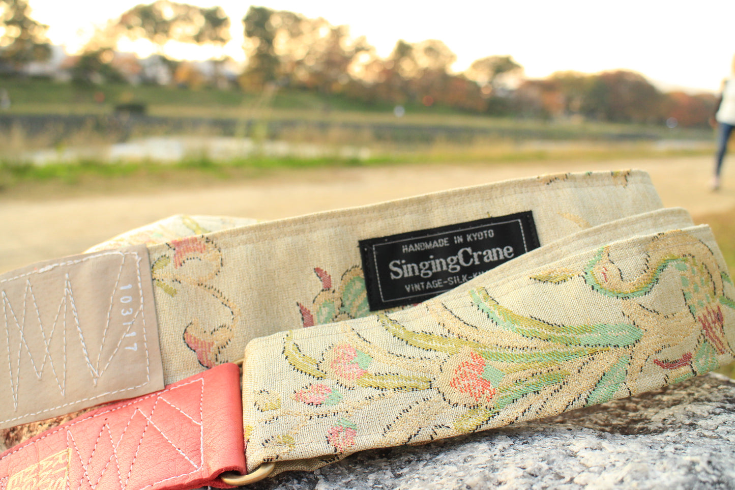 Singing Crane - Beautiful guitar strap - Mokuran (SC103117) =SALE= 