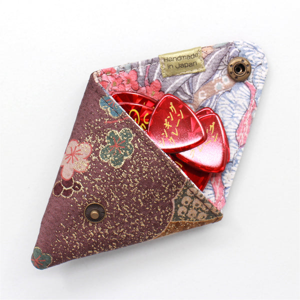 Pick and accessory triangle pouch (Pouch220110)