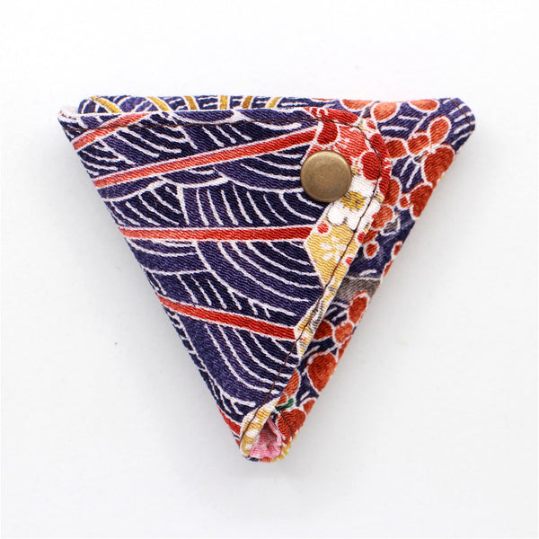 Triangular Handle Pouch Pick and accessory triangle pouch (Pouch220120) – Singing Crane