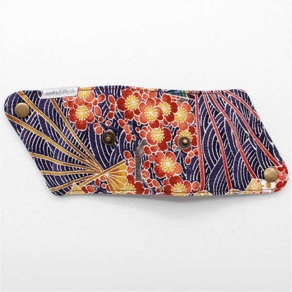 Pick and accessory triangle pouch (Pouch220120)