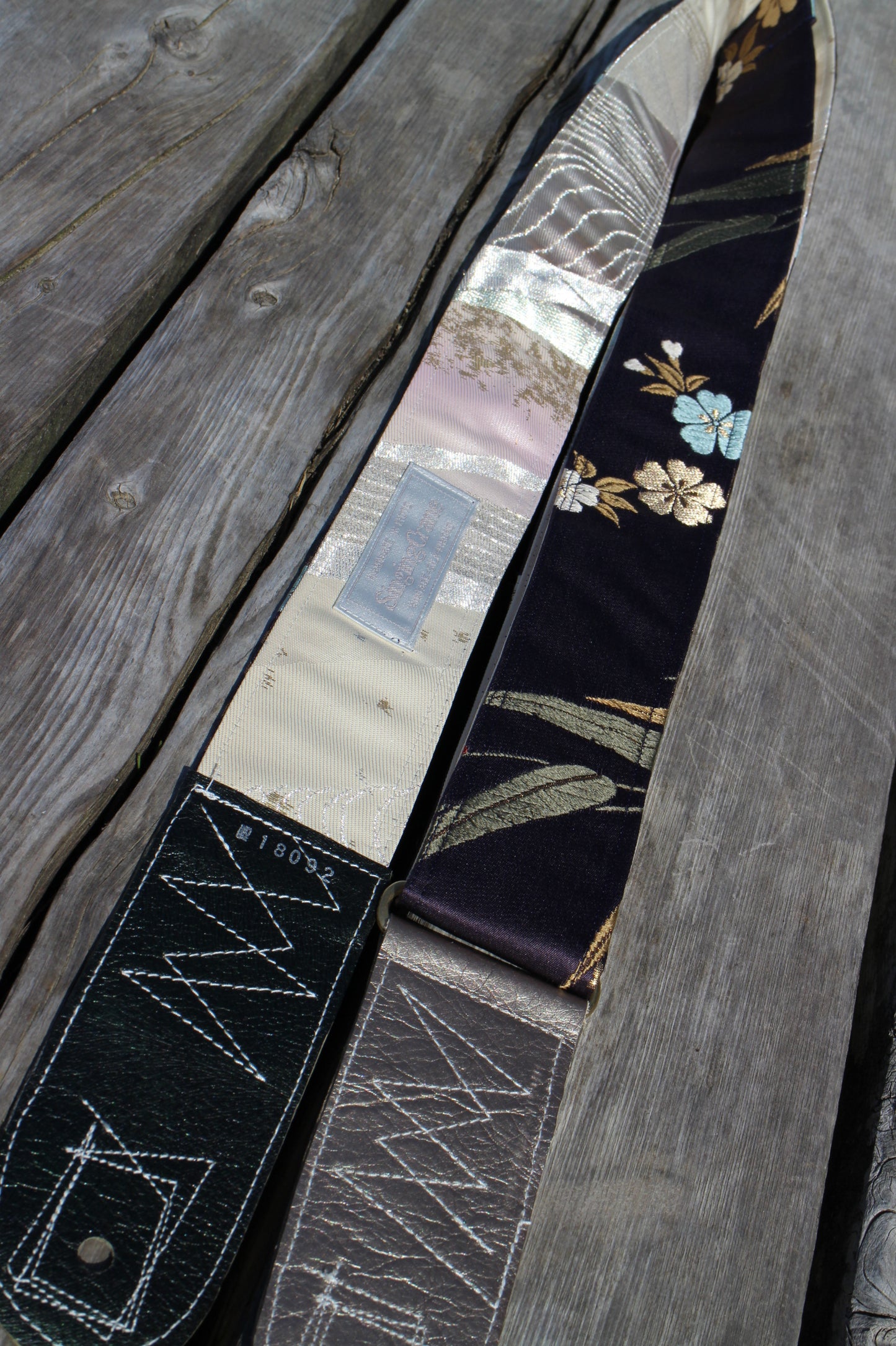 Singing Crane - Beautiful guitar strap - Shikon-wh (SC18092) 