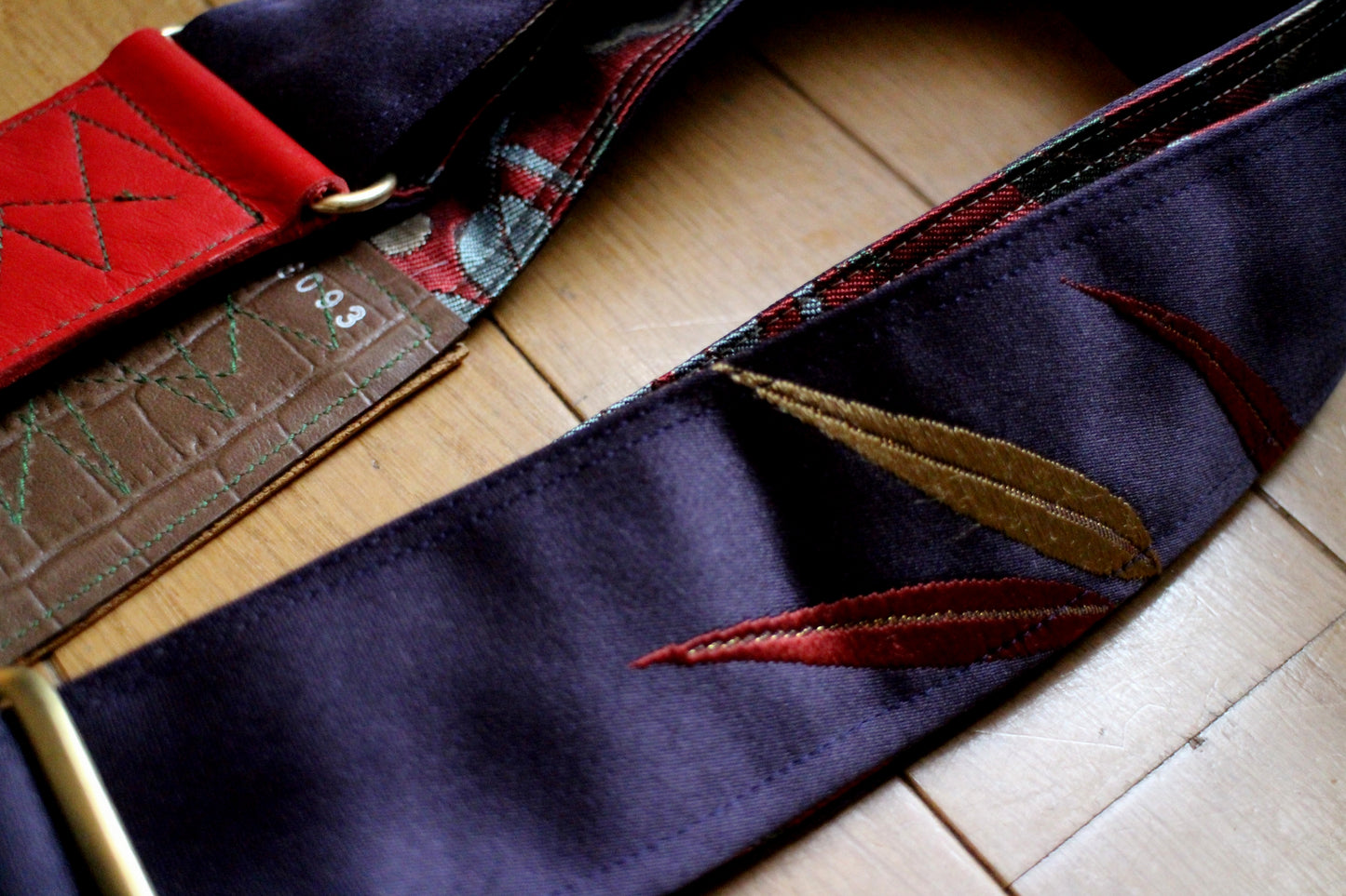 Singing Crane - Beautiful guitar strap - Shikon-rd (SC18093) 