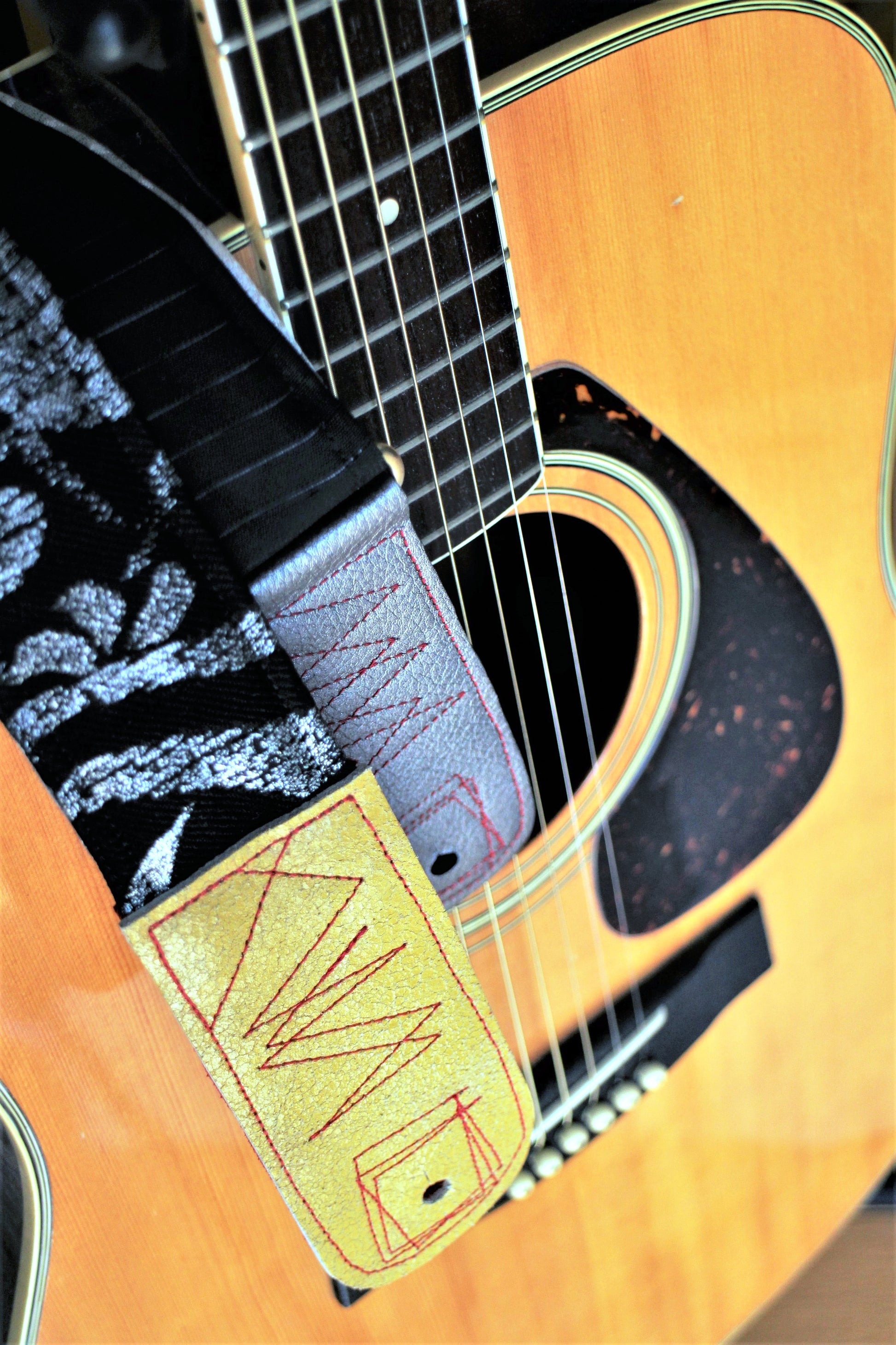 Singing Crane - Beautiful guitar strap - Rouiro- wh (SC18121) 