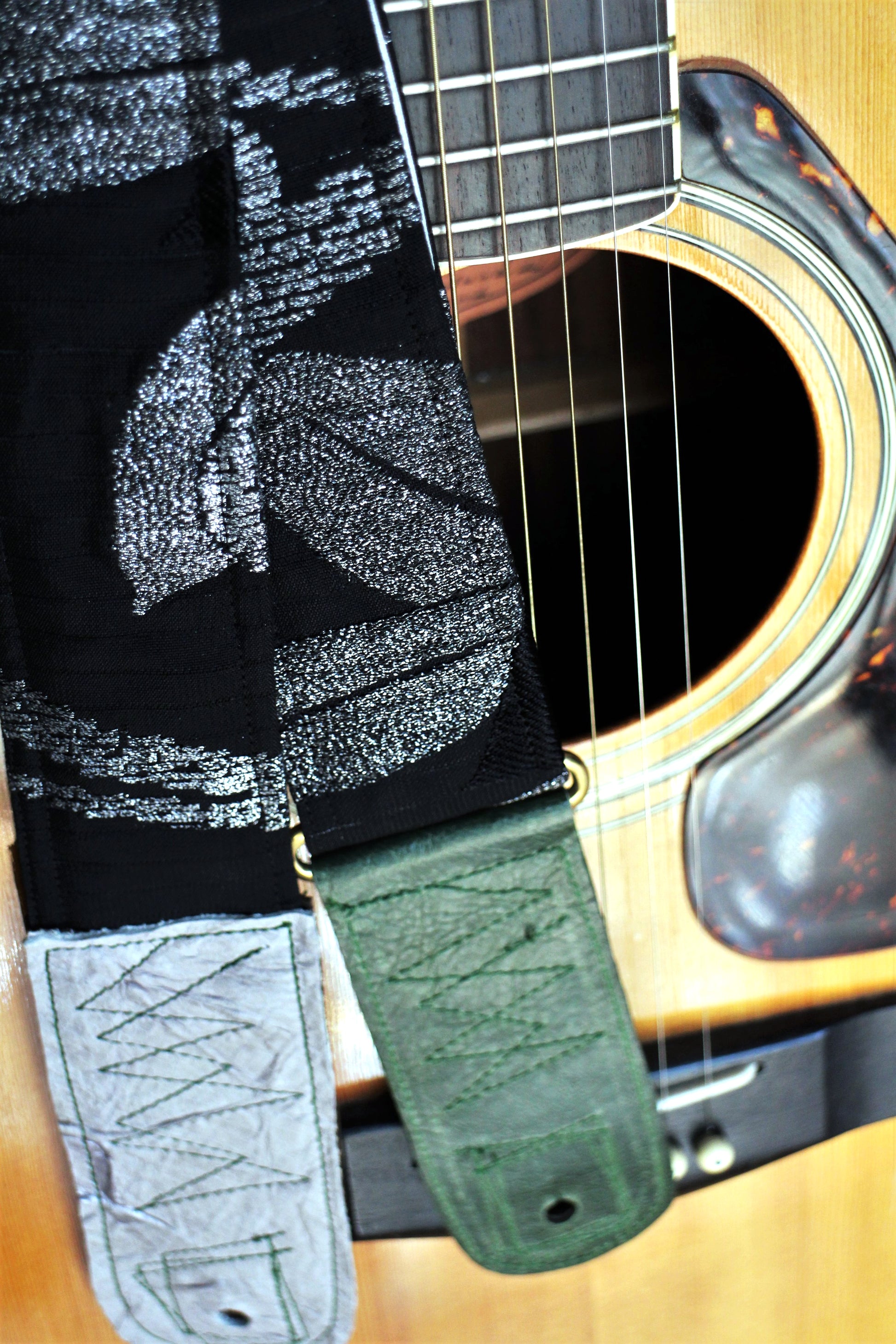Singing Crane - Beautiful guitar strap - Rouiro-cr (SC18123) 