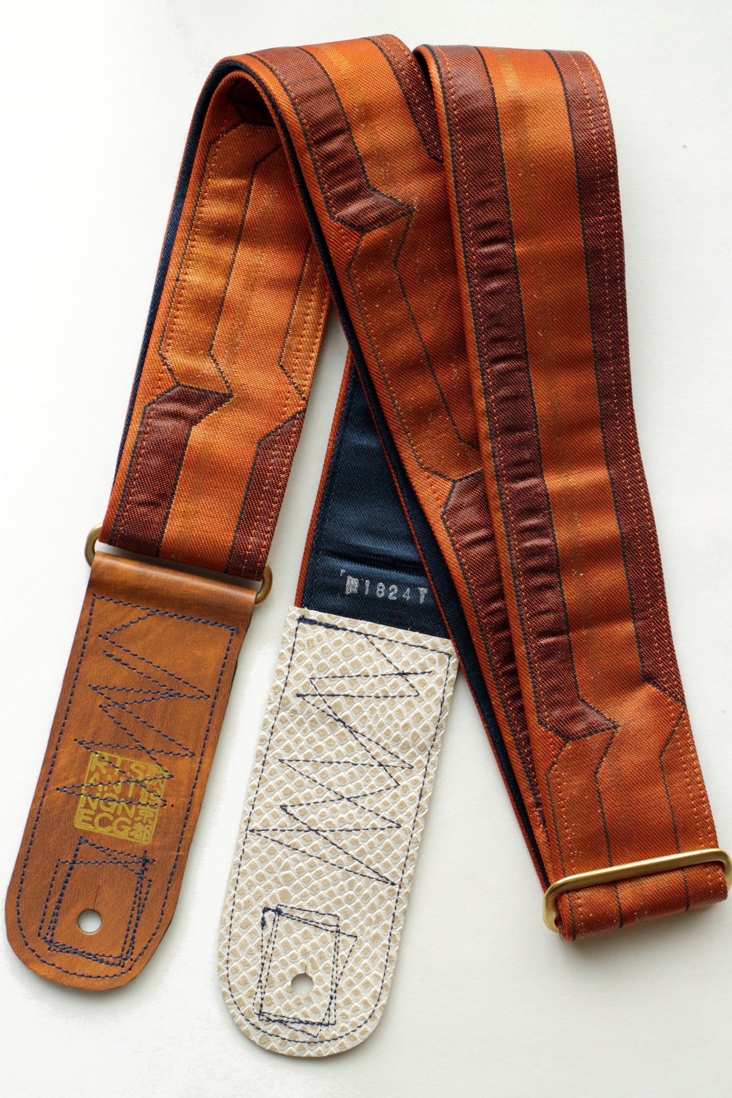 Singing Crane - Beautiful guitar strap - Niiro-nv (SC18241) 