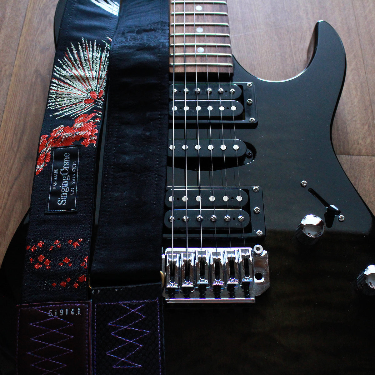 Singing Crane - Beautiful guitar strap - SC519141 