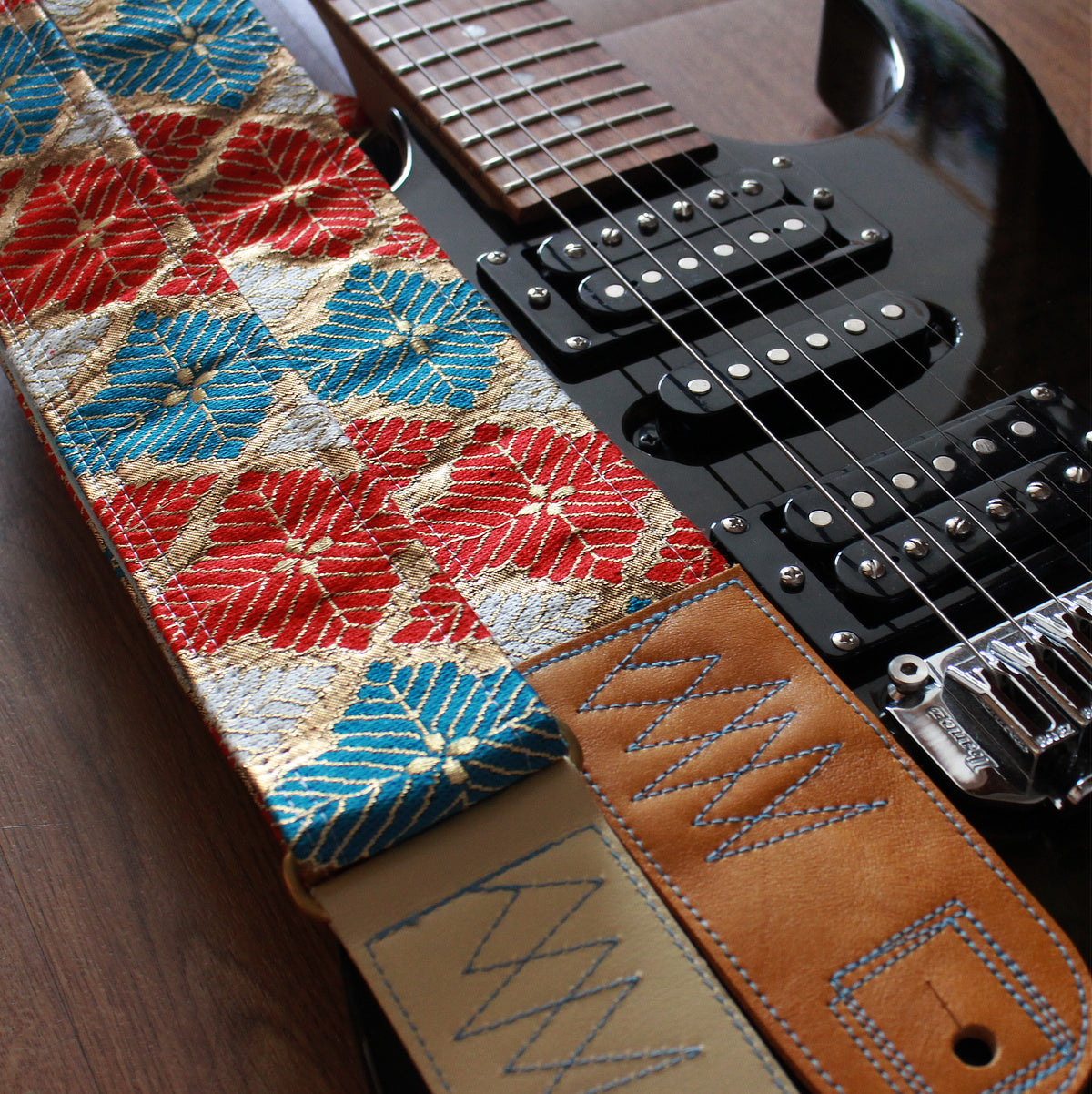 Singing Crane - Beautiful guitar strap - SC519173 