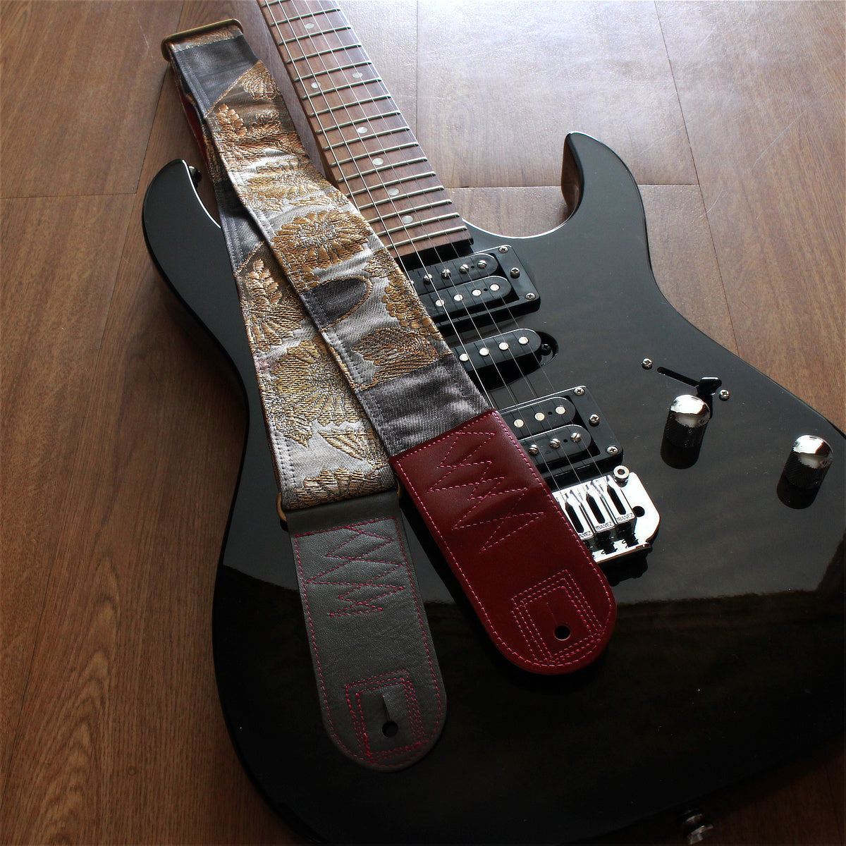 Singing Crane - Beautiful guitar strap - SC519182 