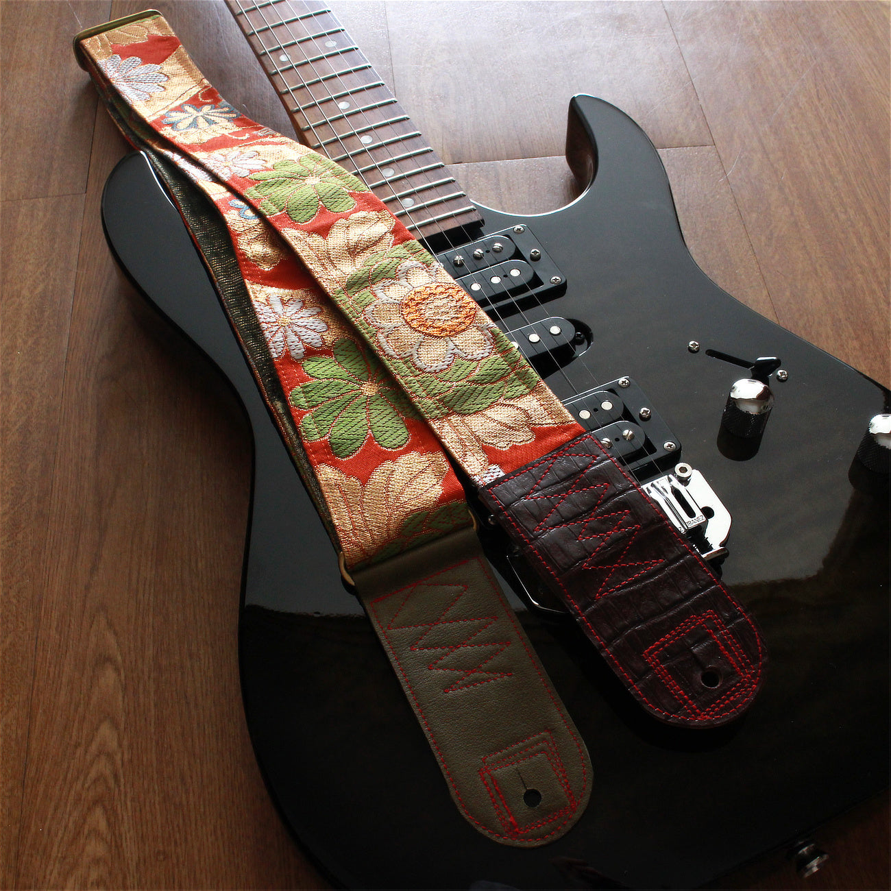 Singing Crane - Beautiful guitar strap - SC519201 