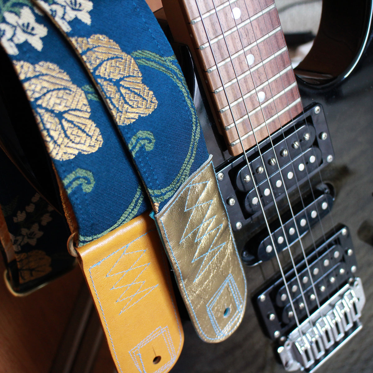 Singing Crane - Beautiful guitar strap - SC519211 