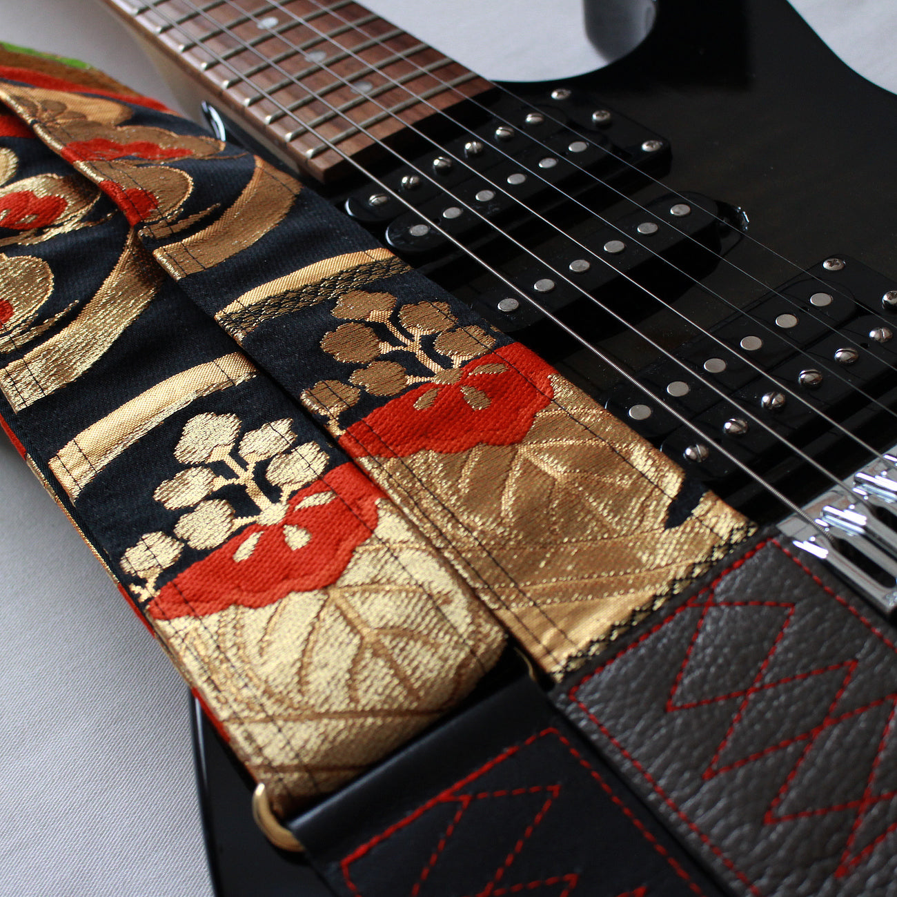 Singing Crane - Beautiful guitar strap - SC519241 