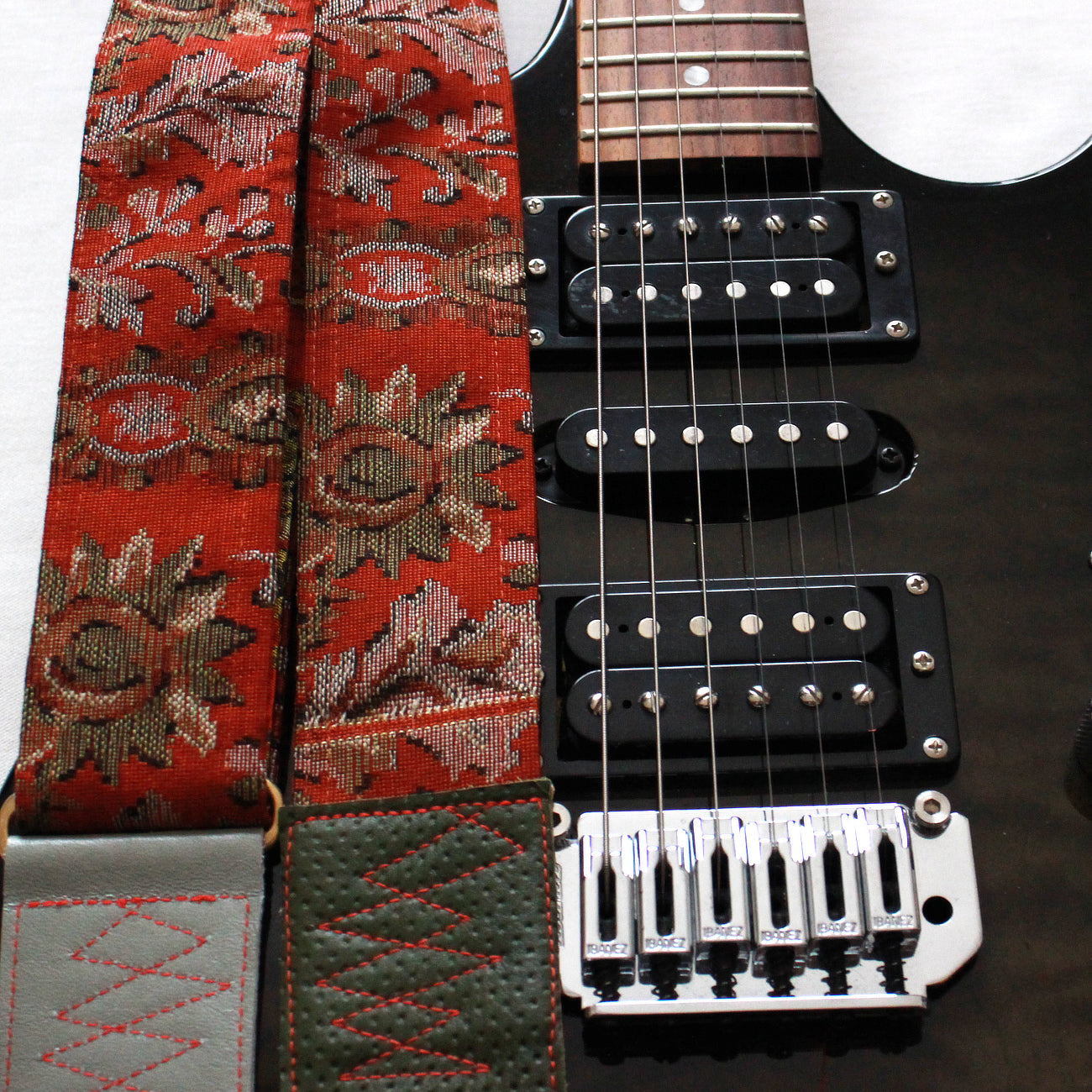 Singing Crane - Beautiful guitar strap - SC519251 
