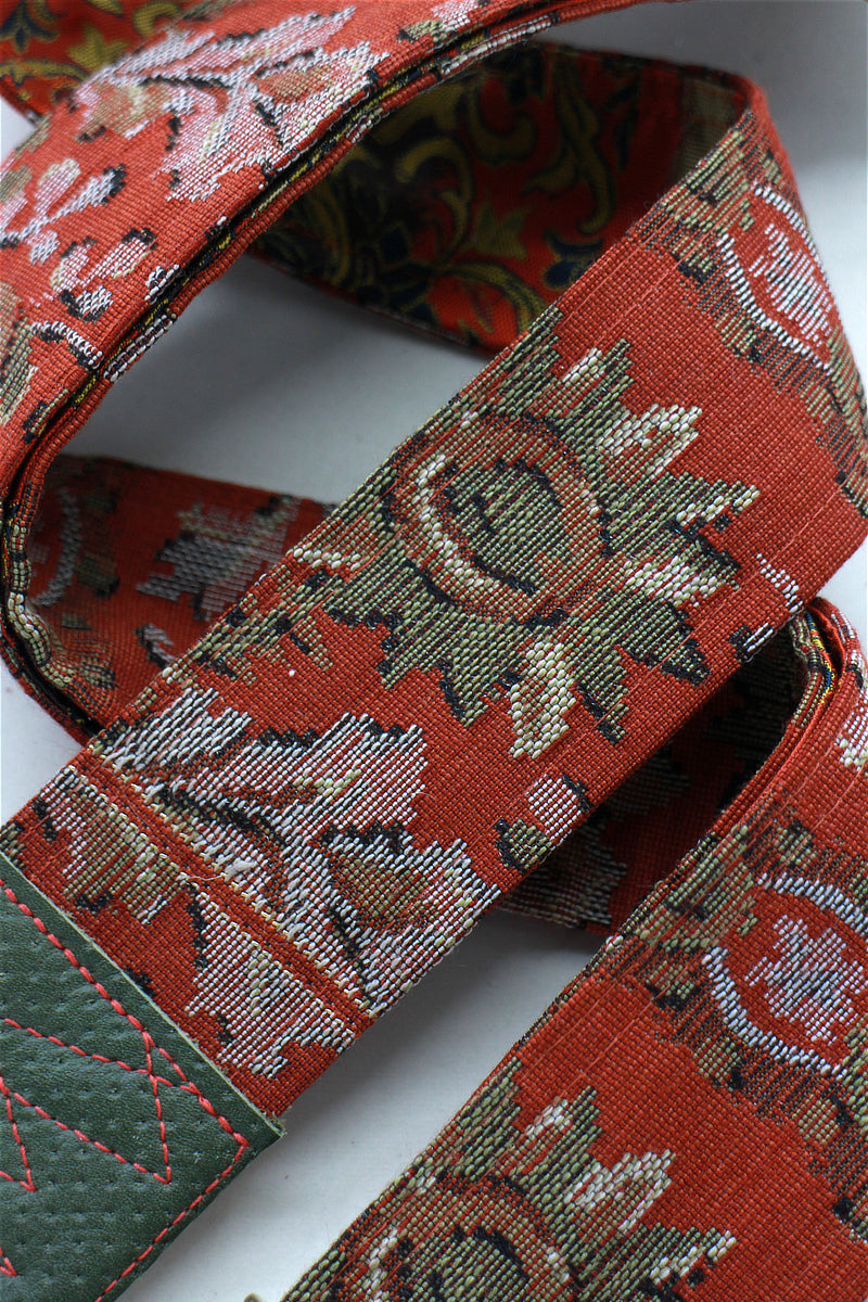 Singing Crane - Beautiful guitar strap - SC519251 