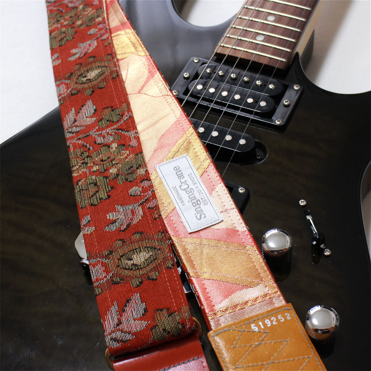Singing Crane - Beautiful guitar strap - SC519252 