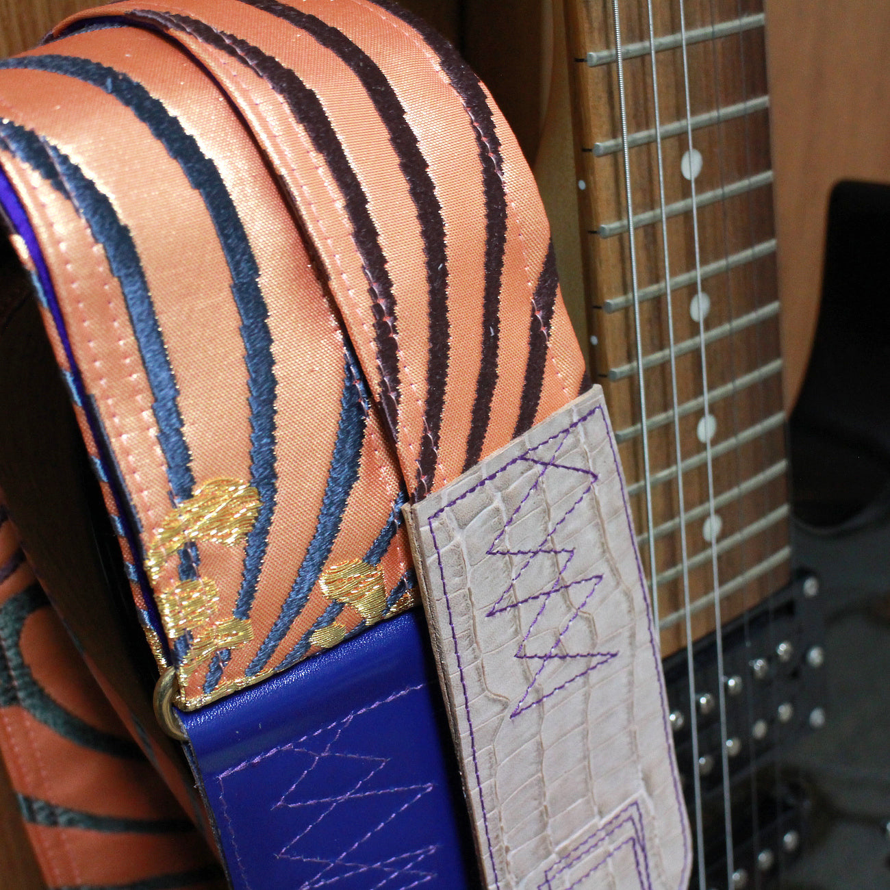 Singing Crane - Beautiful guitar strap - SC519261 