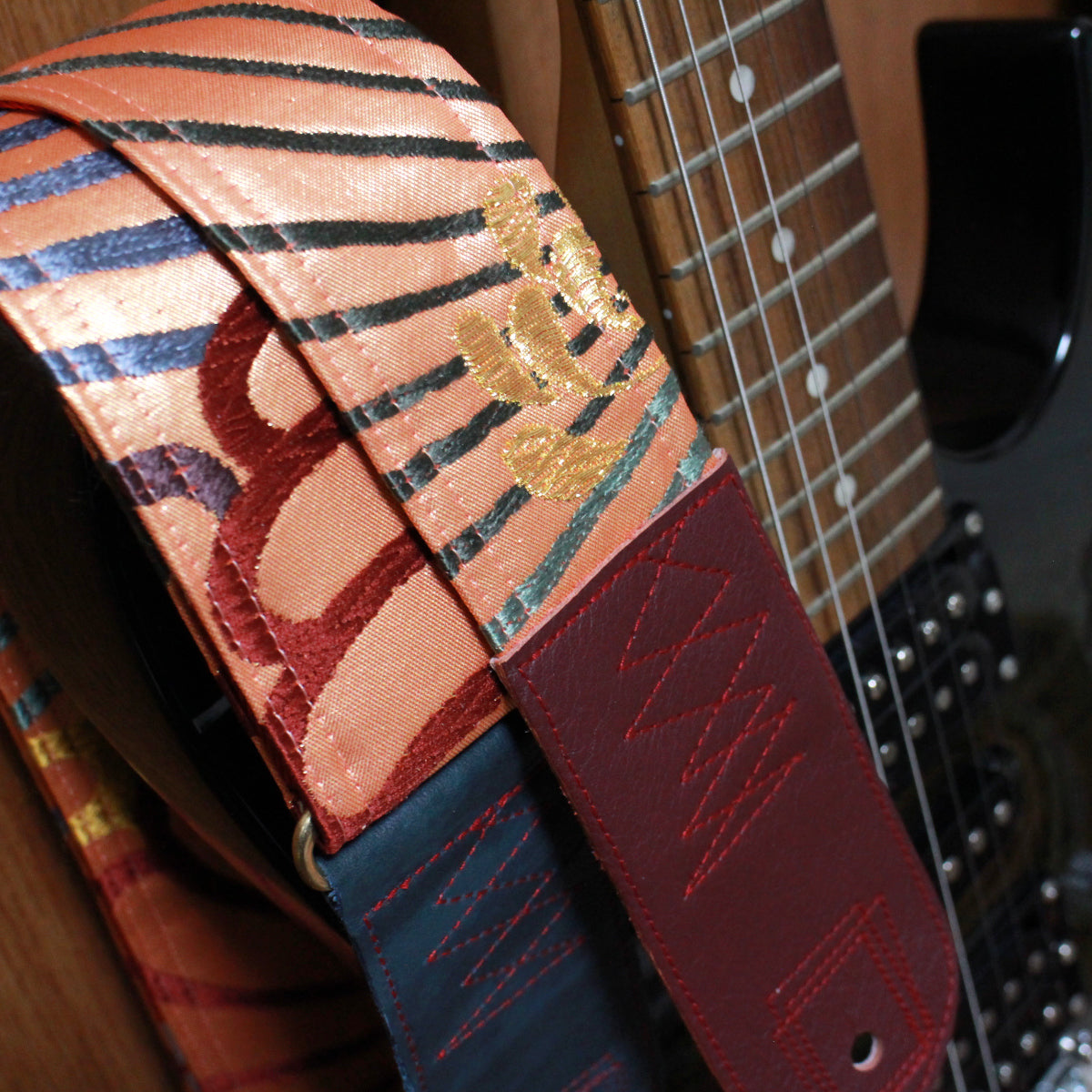 Singing Crane - Beautiful guitar strap - SC519262 