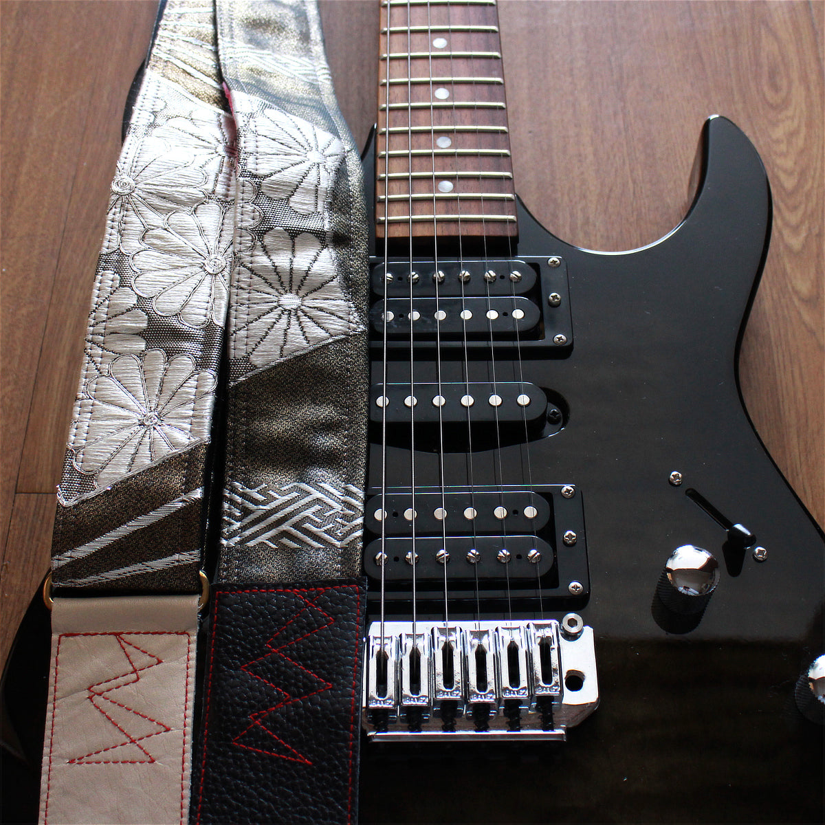 Singing Crane - Beautiful guitar strap - SC520032 