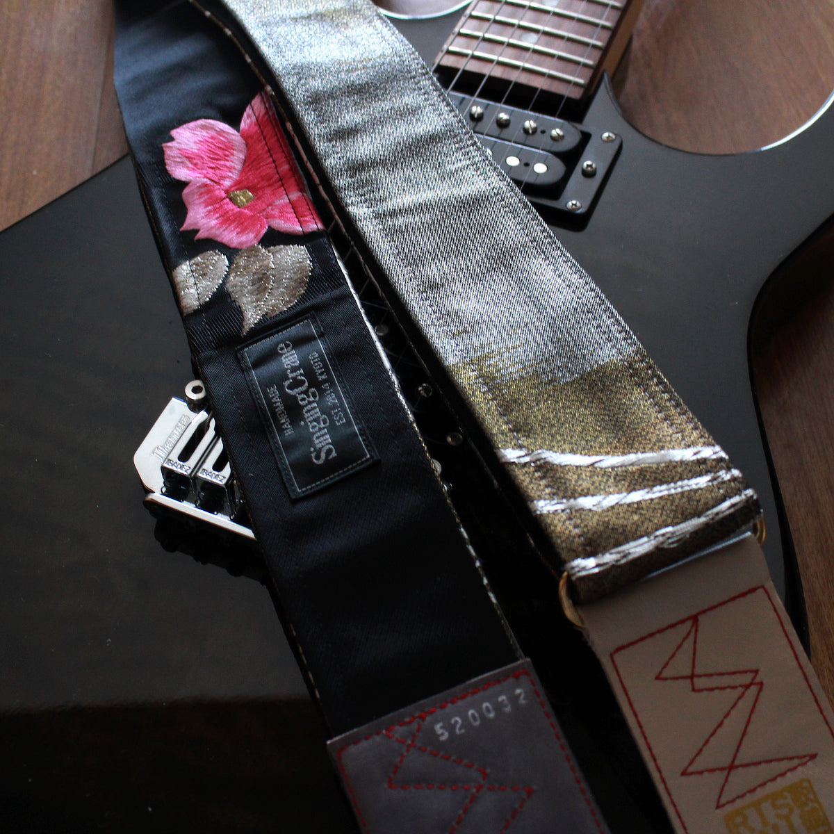 Singing Crane - Beautiful guitar strap - SC520032 