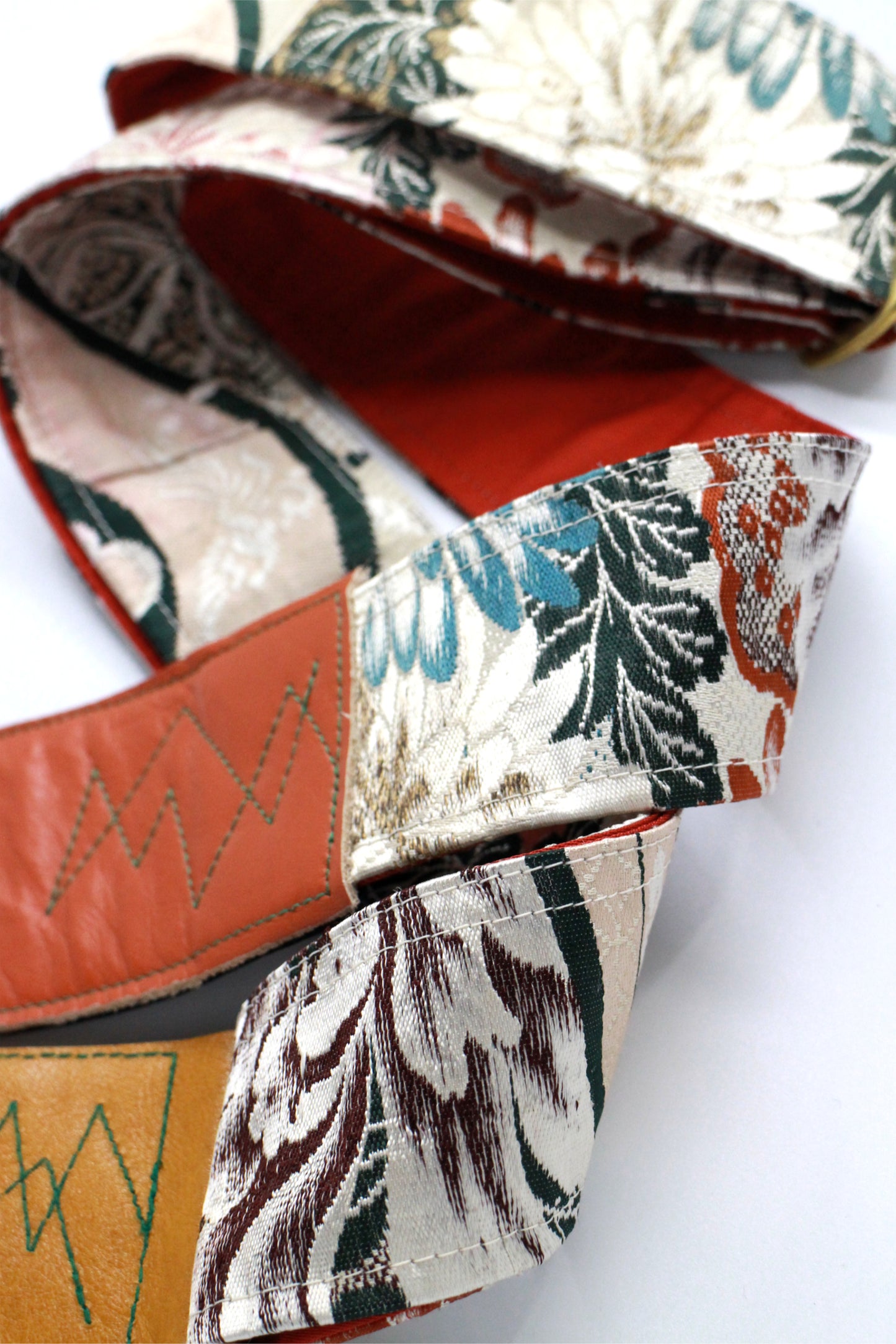 Singing Crane - Beautiful guitar strap - SC818021 
