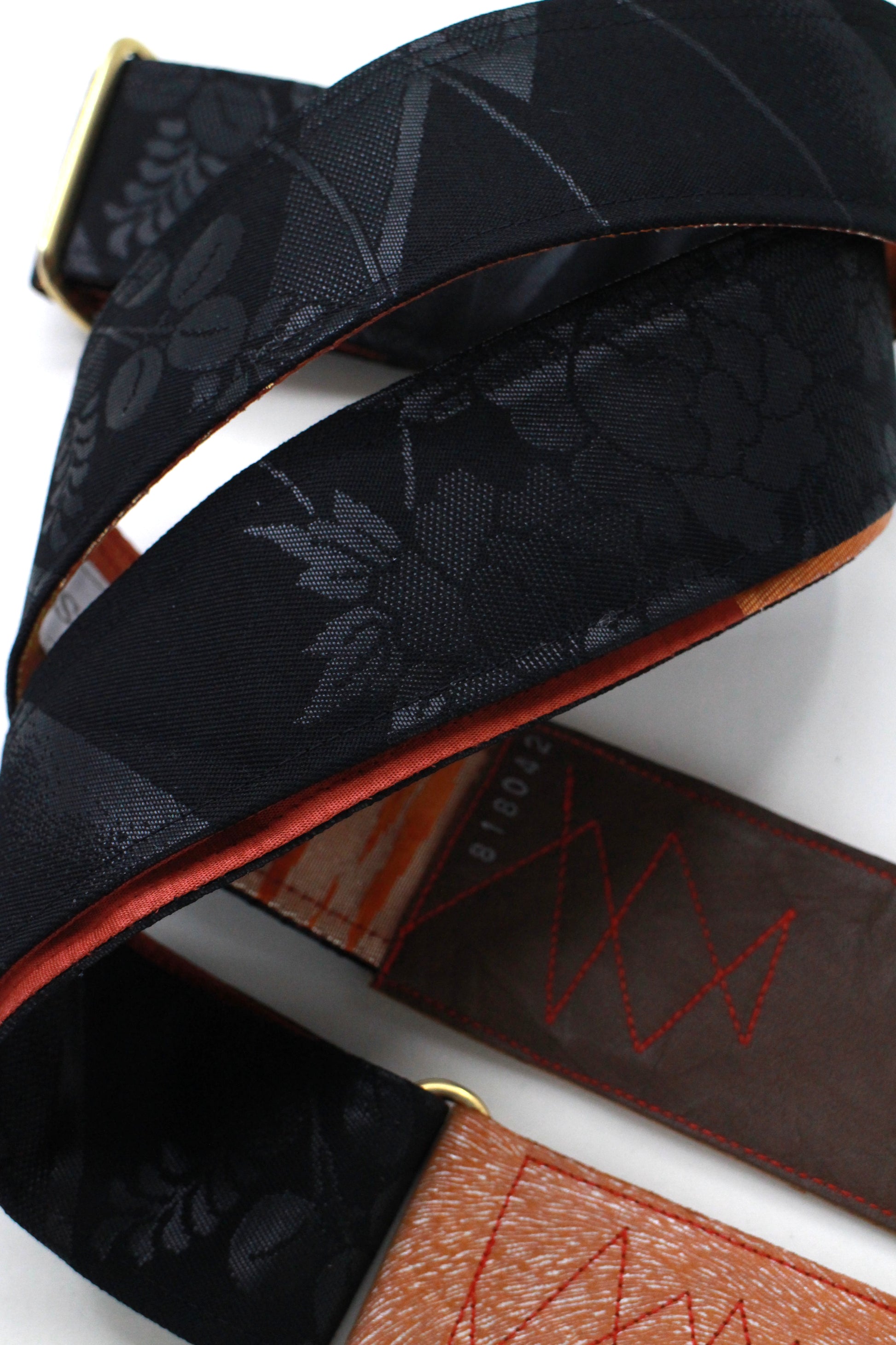 Singing Crane - Beautiful guitar strap - SC818042 