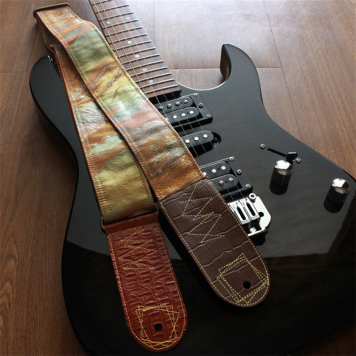 Singing Crane - Beautiful guitar strap - SC819132 