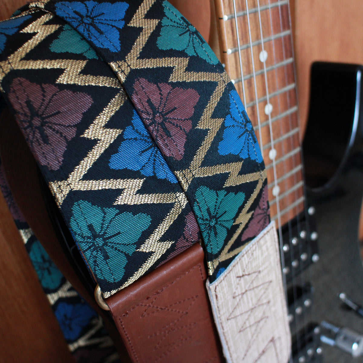Singing Crane - Beautiful guitar strap - SC819141 