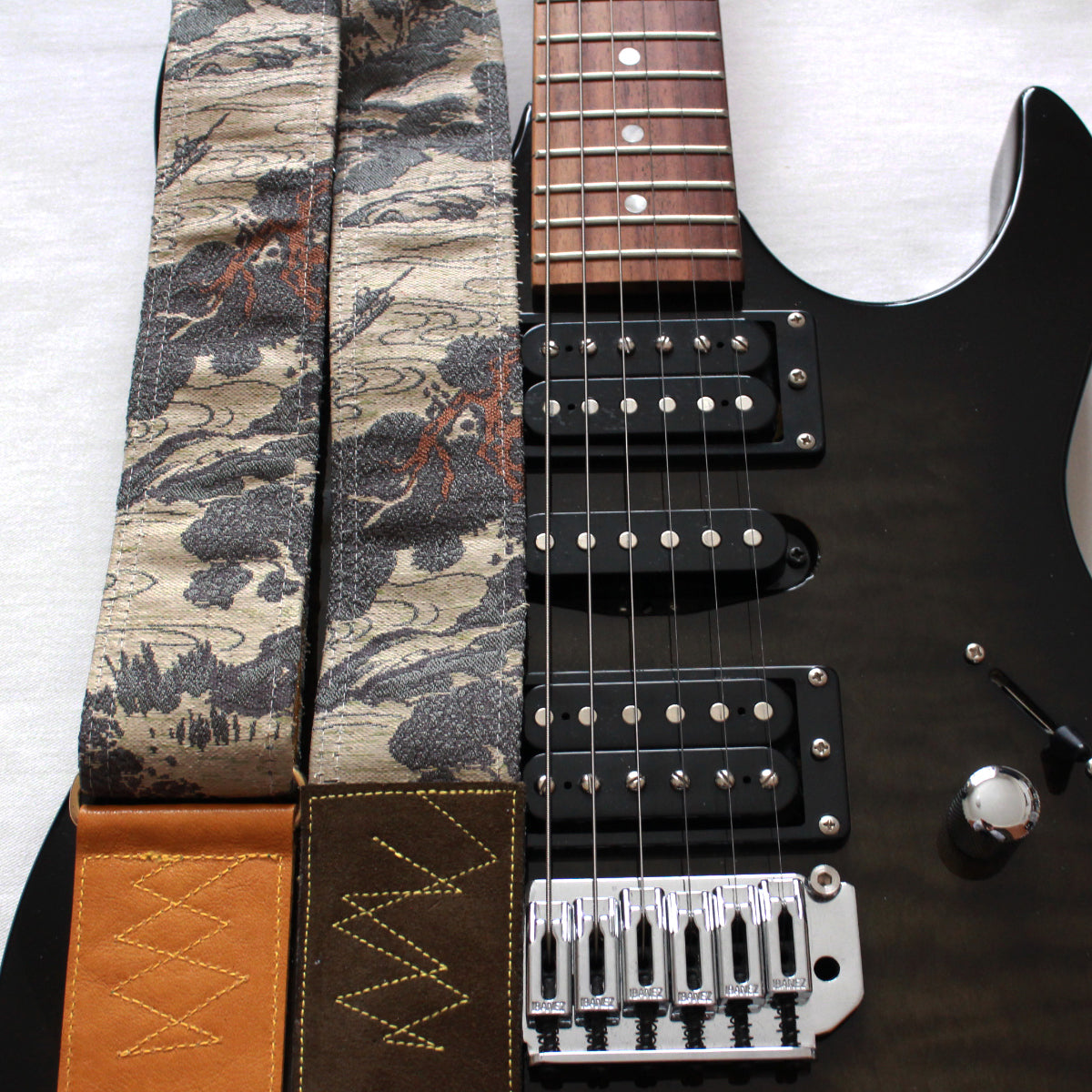 Singing Crane - Beautiful guitar strap - SC819161 